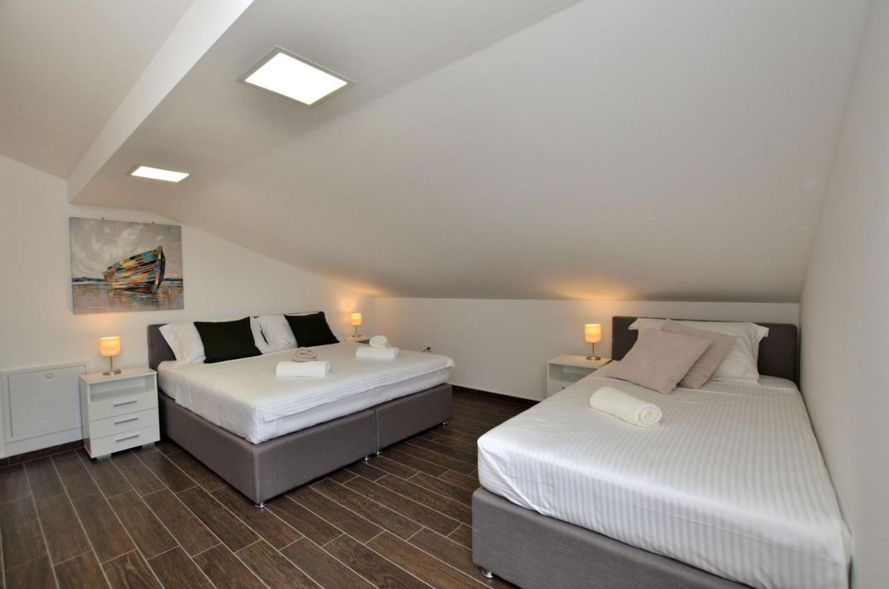 Apartments Villa Sofia Martinšćica Kültér fotó
